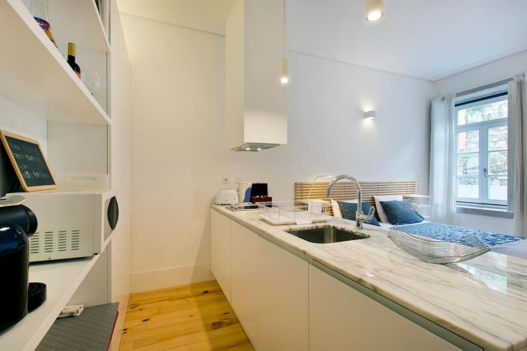 Apartment Flower 45 @ Rua Flores *